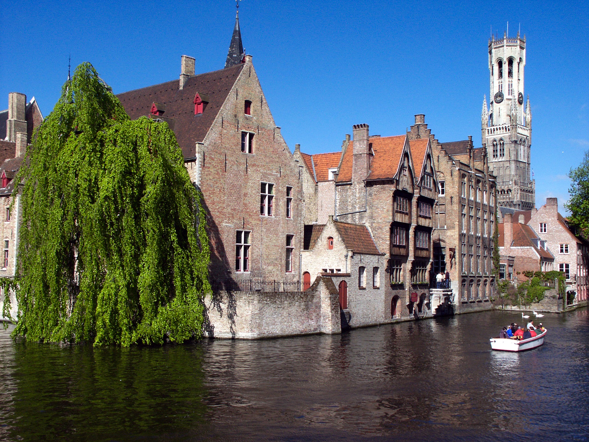 Scenic river through bruges