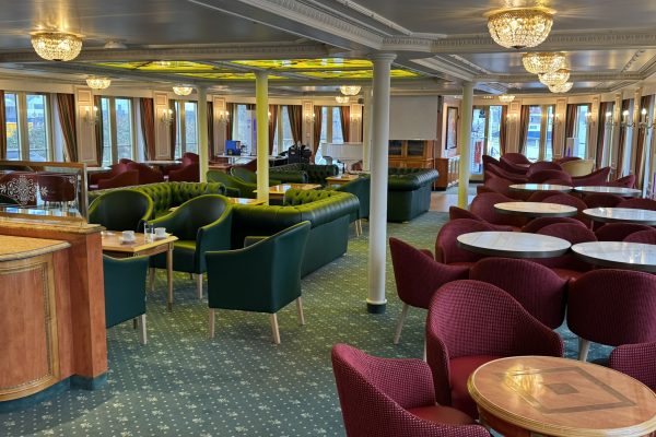 ms casanova salon  o