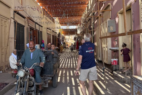 Esna city centre bazaar