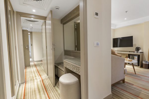 Connected Standard Suite