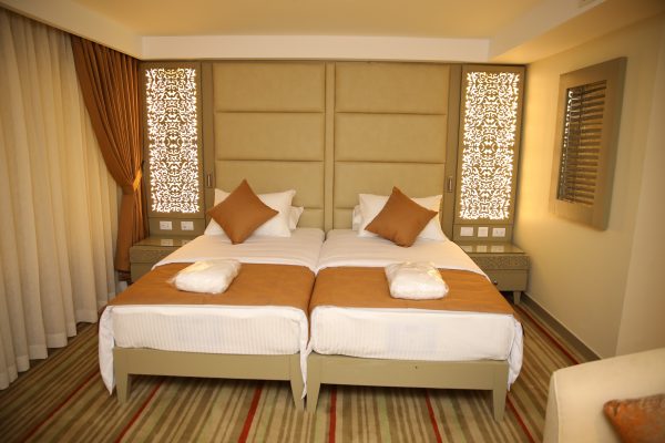 deluxe twin double suite