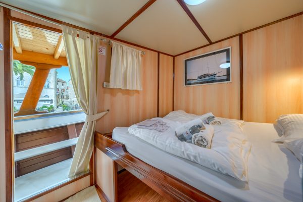 san snova    cabins  sdeduc