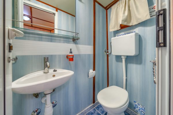 san snova    cabins  hejqqb