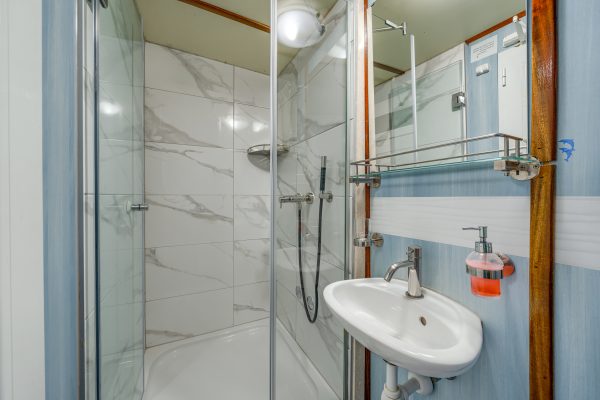 san snova    cabins  lyfode