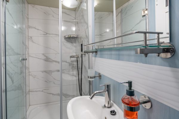 san snova    cabins  jgktot